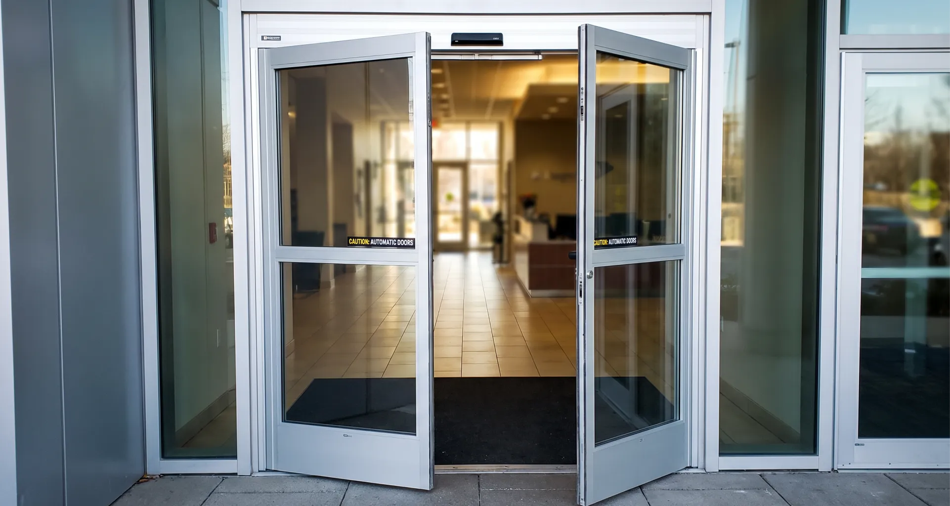 swing-door-operator-arm-linkage-repair-technician
